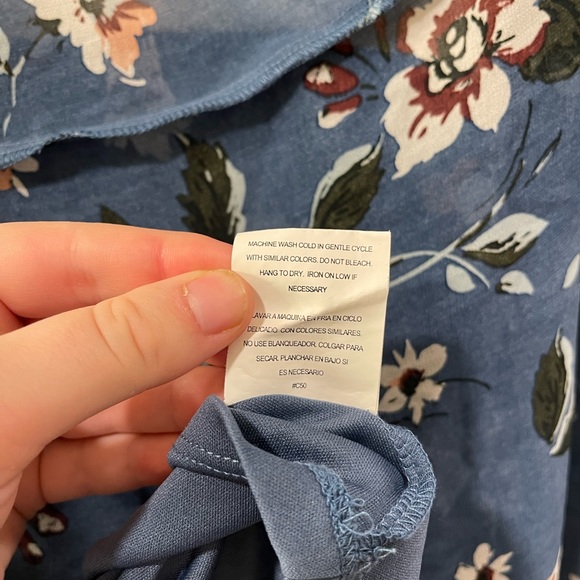 High-Low Dress - Picture 4 of 9